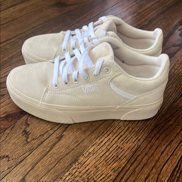 Vans Women's Seldan Platform Sneakers - Main Image